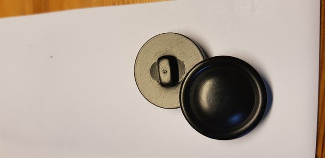 Hovedbilde Knapp Svart 30mm.